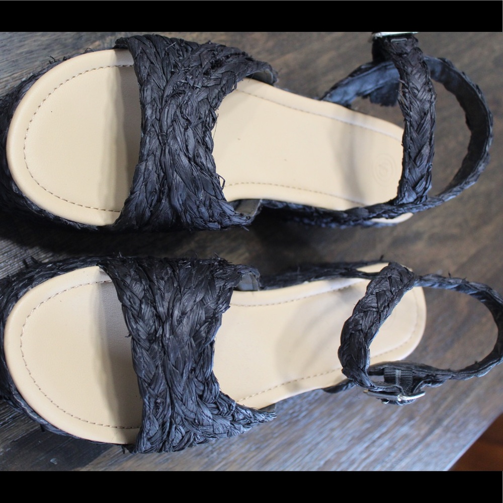 UO Platform Sandals - Picture 4 of 8